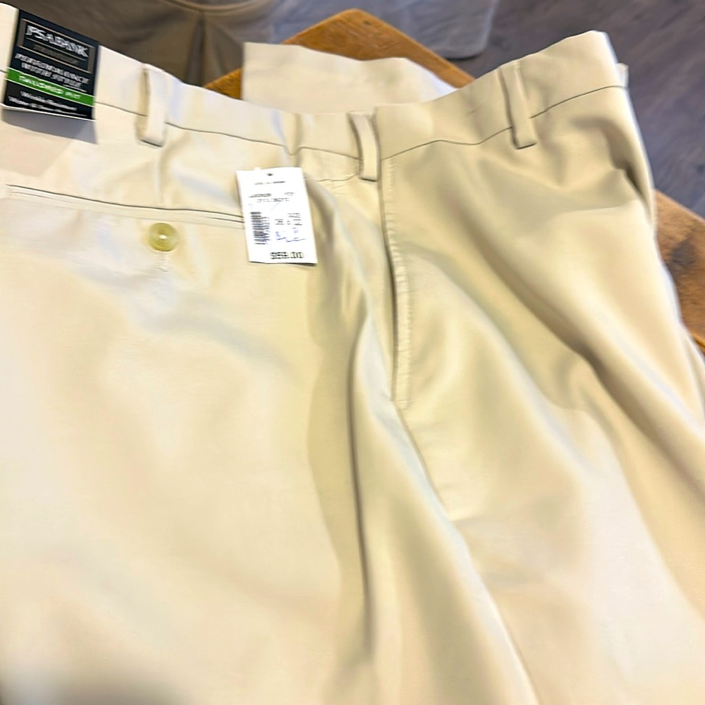 Jos. A. Bank Men Traveler Tailored Fit Dress Pants 36 x 32. Wrinkle/stain resist
